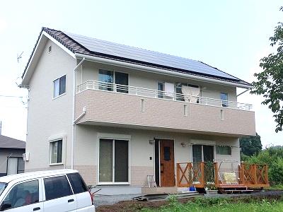 リビング吹抜けとロフトのある家